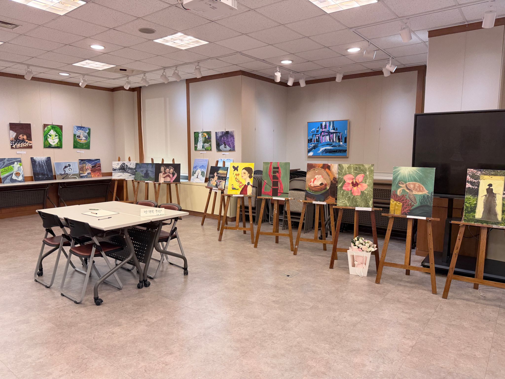 韩国外国语大学绘画社团第104届作品展在孔子学院开幕 一座艺术与文化交流的桥梁